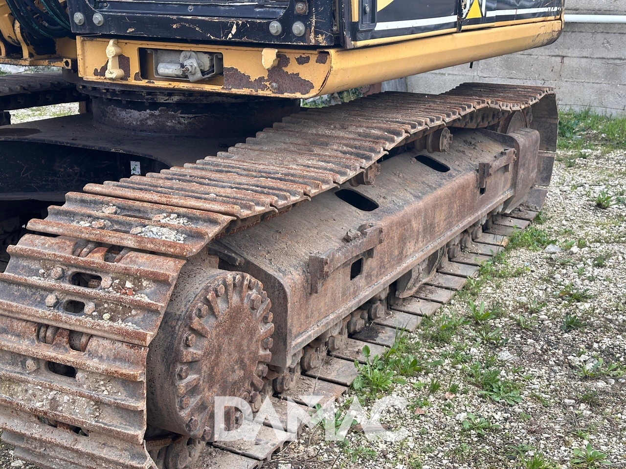 CATERPILLAR 318B - Bager gusjeničar: slika CATERPILLAR 318B - Bager gusjeničar CATERPILLAR 318B - Bager gusjeničar: slika CATERPILLAR 318B - Bager gusjeničar