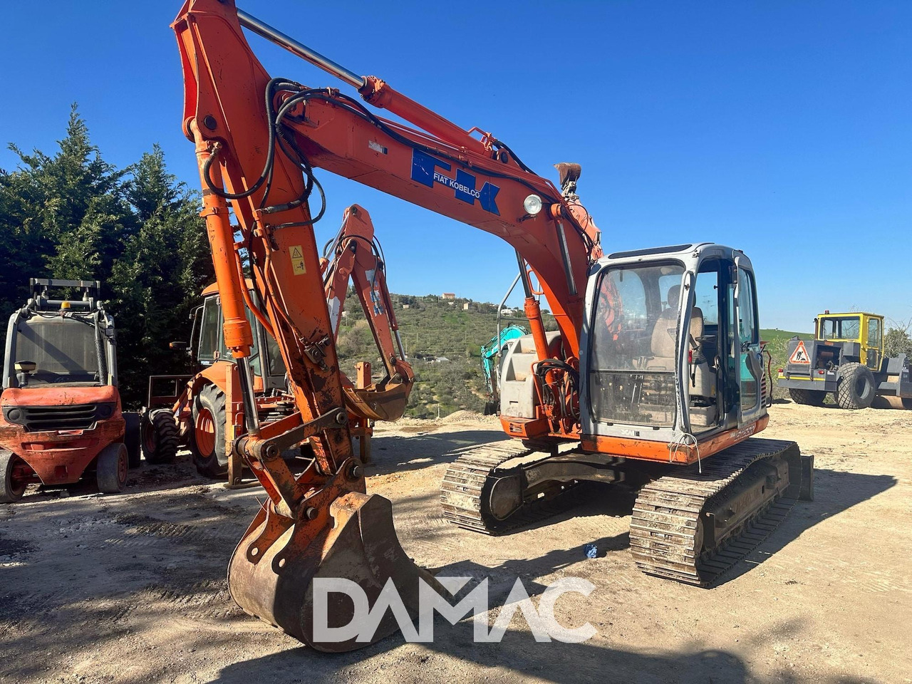 FIAT KOBELCO E115SR - Bager gusjeničar: slika FIAT KOBELCO E115SR - Bager gusjeničar FIAT KOBELCO E115SR - Bager gusjeničar: slika FIAT KOBELCO E115SR - Bager gusjeničar