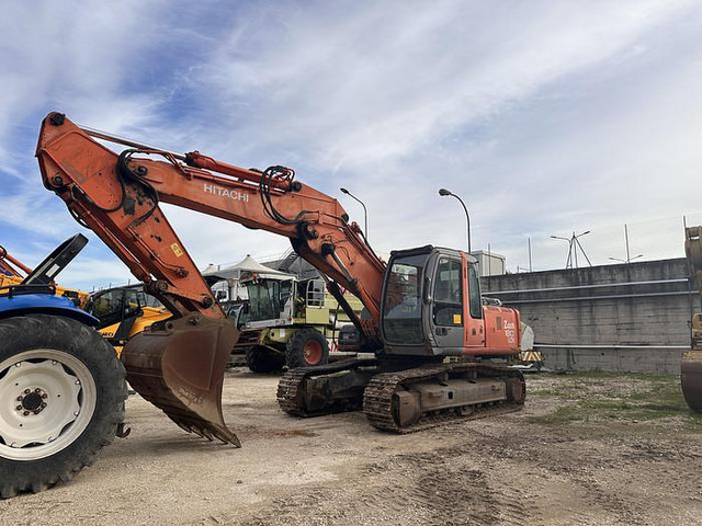 Hitachi ZX180 - Bager gusjeničar: slika Hitachi ZX180 - Bager gusjeničar Hitachi ZX180 - Bager gusjeničar: slika Hitachi ZX180 - Bager gusjeničar