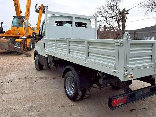 Iveco DAILY 35C160 - Vrtna freza: slika Iveco DAILY 35C160 - Vrtna freza Iveco DAILY 35C160 - Vrtna freza: slika Iveco DAILY 35C160 - Vrtna freza