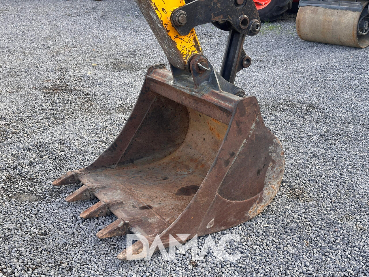 JCB 85Z-1 - Mini bager: slika JCB 85Z-1 - Mini bager JCB 85Z-1 - Mini bager: slika JCB 85Z-1 - Mini bager