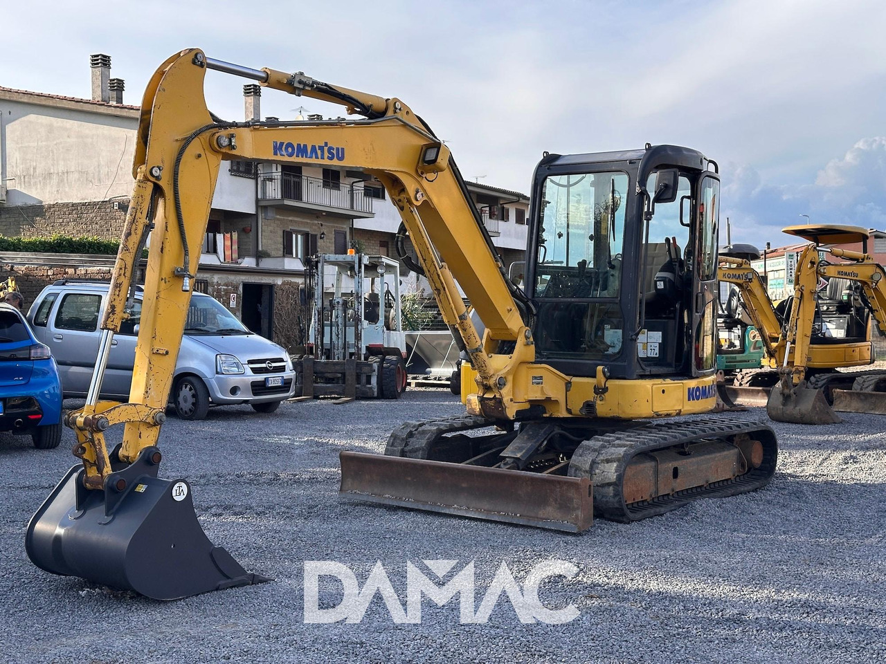 KOMATSU PC55MR-3 - Mini bager: slika KOMATSU PC55MR-3 - Mini bager KOMATSU PC55MR-3 - Mini bager: slika KOMATSU PC55MR-3 - Mini bager