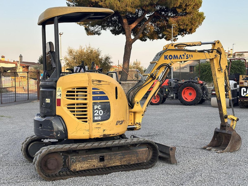 Komatsu PC20MR-2 - Mini bager: slika Komatsu PC20MR-2 - Mini bager Komatsu PC20MR-2 - Mini bager: slika Komatsu PC20MR-2 - Mini bager