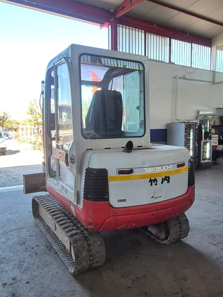 TAKEUCHI TB135 - Mini bager: slika TAKEUCHI TB135 - Mini bager TAKEUCHI TB135 - Mini bager: slika TAKEUCHI TB135 - Mini bager
