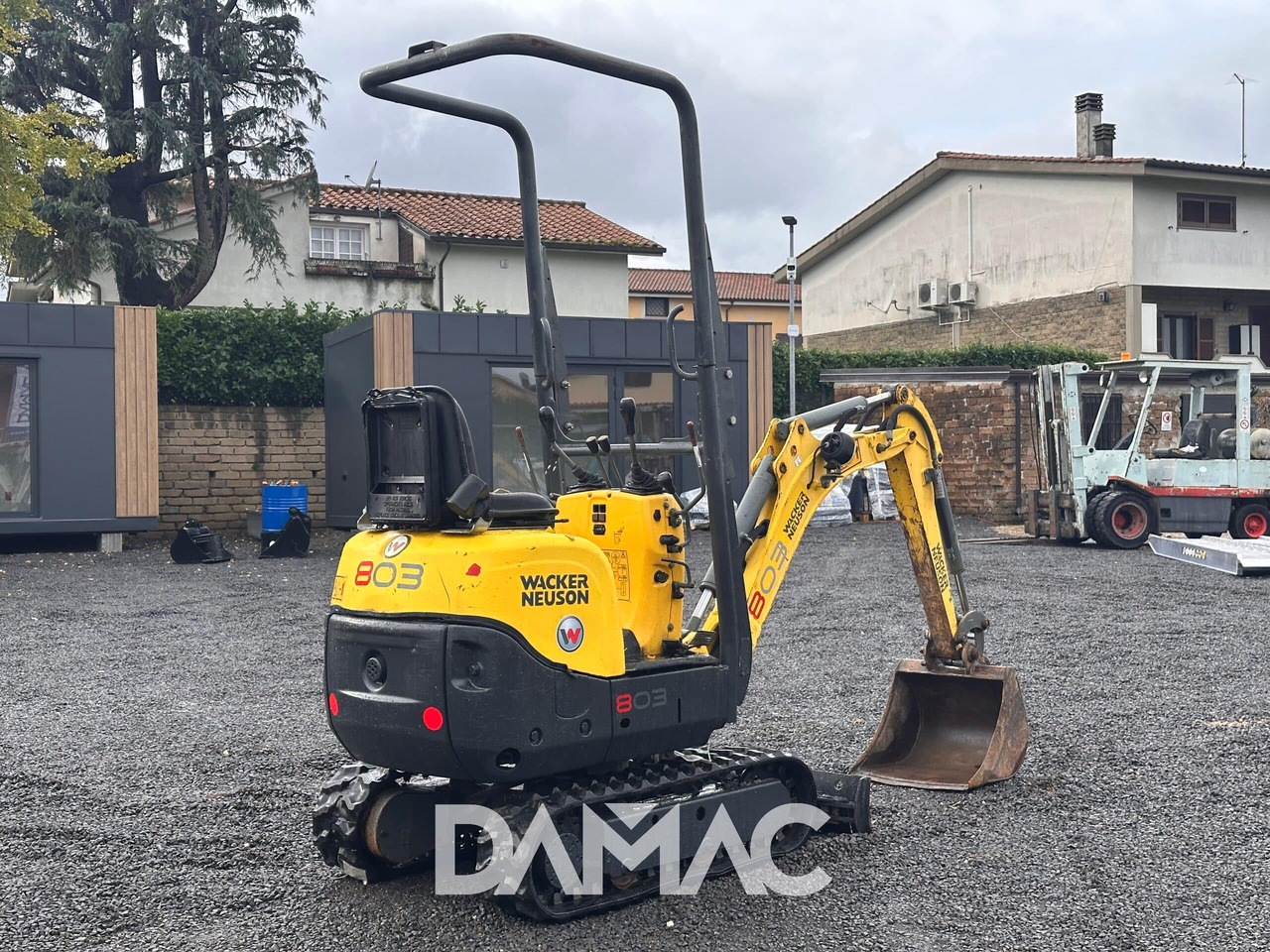 WACKER NEUSON E08-01 - Mini bager: slika WACKER NEUSON E08-01 - Mini bager WACKER NEUSON E08-01 - Mini bager: slika WACKER NEUSON E08-01 - Mini bager