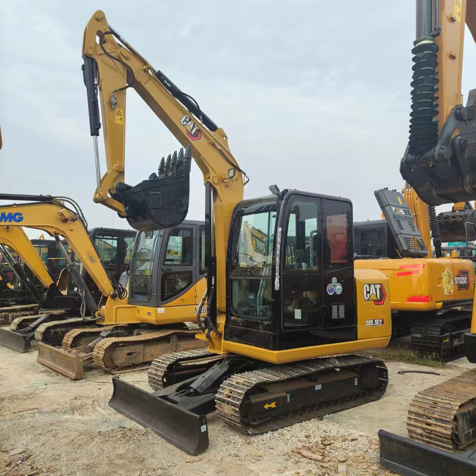 CATERPILLAR 305.5E - Mini bager: slika CATERPILLAR 305.5E - Mini bager CATERPILLAR 305.5E - Mini bager: slika CATERPILLAR 305.5E - Mini bager