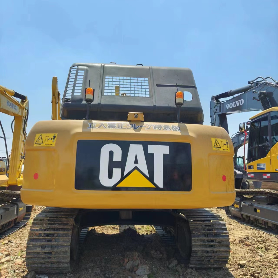 Bager gusjeničar CATERPILLAR 330D: slika Bager gusjeničar CATERPILLAR 330D