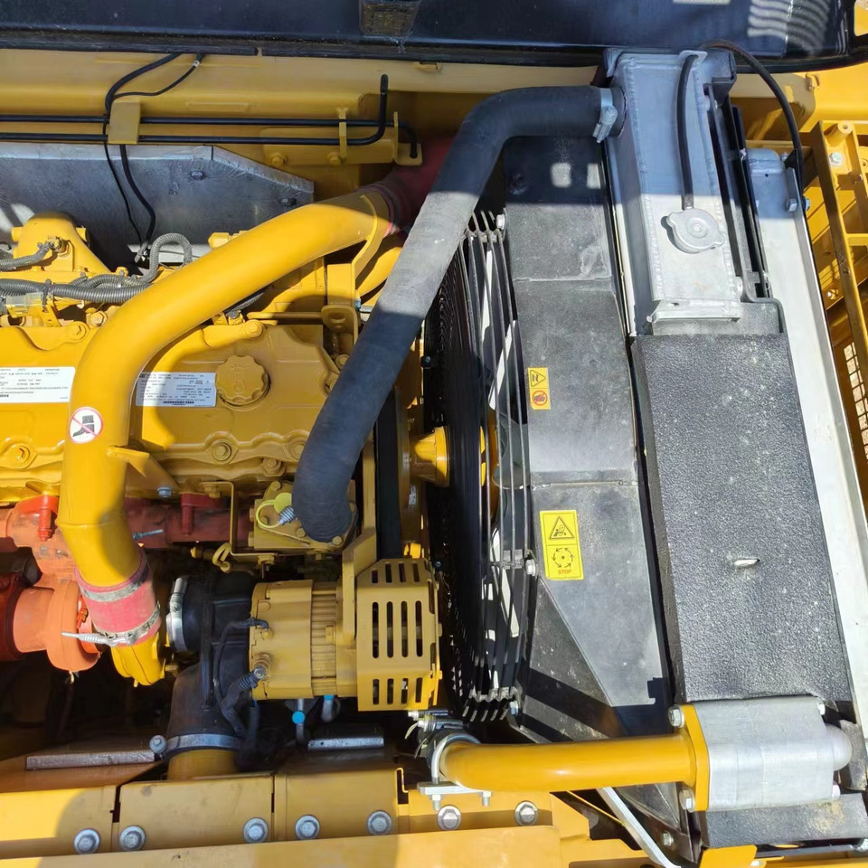 Bager gusjeničar CATERPILLAR 330D: slika Bager gusjeničar CATERPILLAR 330D