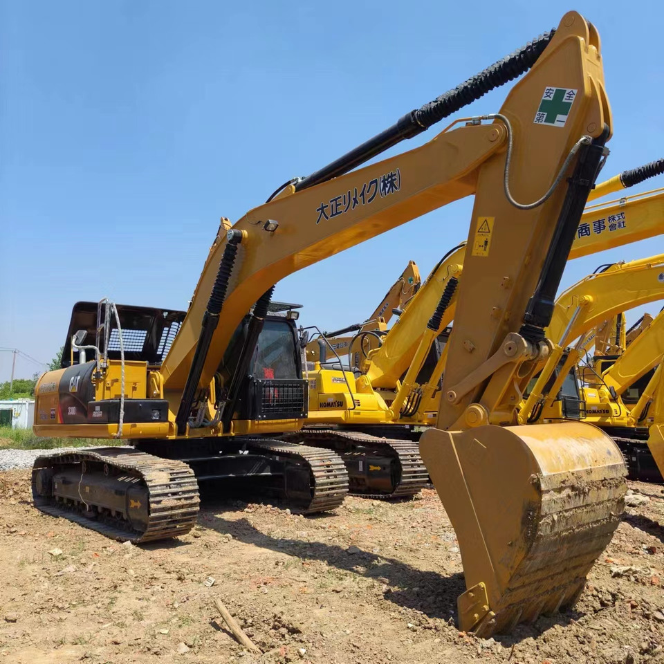Bager gusjeničar CATERPILLAR 330D: slika Bager gusjeničar CATERPILLAR 330D