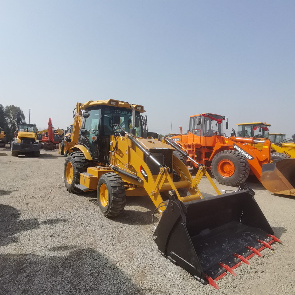 CATERPILLAR 420F - Rovokopač-utovarivač: slika CATERPILLAR 420F - Rovokopač-utovarivač CATERPILLAR 420F - Rovokopač-utovarivač: slika CATERPILLAR 420F - Rovokopač-utovarivač