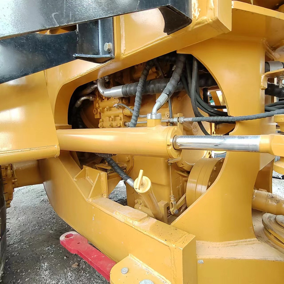 CATERPILLAR 966H - Utovarivač na kotačima: slika CATERPILLAR 966H - Utovarivač na kotačima CATERPILLAR 966H - Utovarivač na kotačima: slika CATERPILLAR 966H - Utovarivač na kotačima
