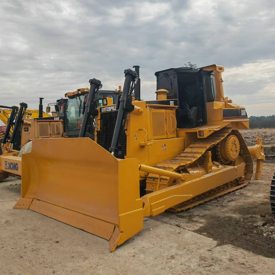 CATERPILLAR D8R - Buldožer: slika CATERPILLAR D8R - Buldožer CATERPILLAR D8R - Buldožer: slika CATERPILLAR D8R - Buldožer