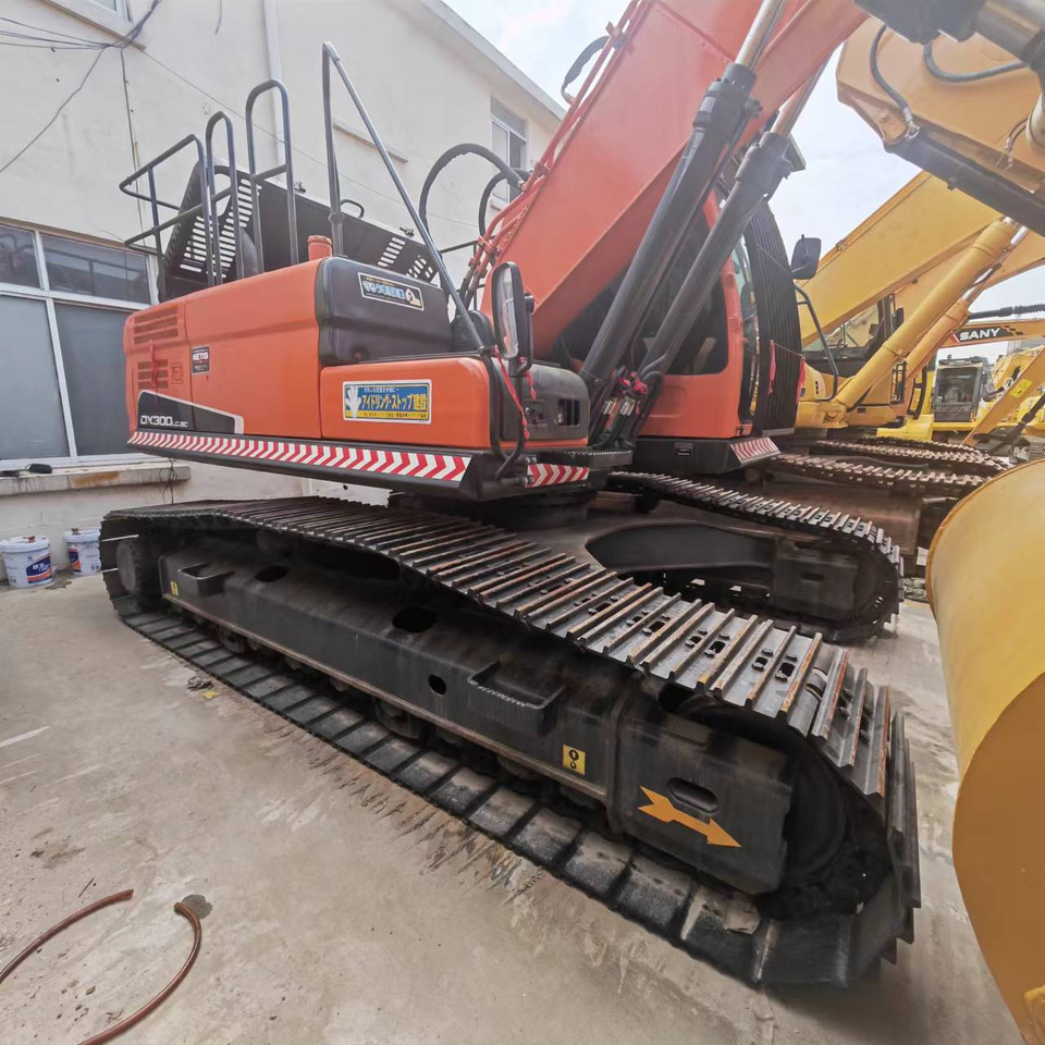 DOOSAN DX300 - Bager gusjeničar: slika DOOSAN DX300 - Bager gusjeničar DOOSAN DX300 - Bager gusjeničar: slika DOOSAN DX300 - Bager gusjeničar