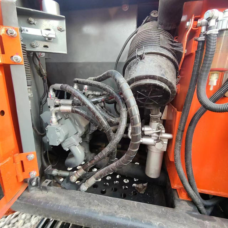 Bager gusjeničar HITACHI ZX70: slika Bager gusjeničar HITACHI ZX70
