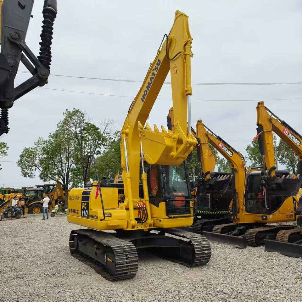 KOMATSU PC110 - Bager gusjeničar: slika KOMATSU PC110 - Bager gusjeničar KOMATSU PC110 - Bager gusjeničar: slika KOMATSU PC110 - Bager gusjeničar