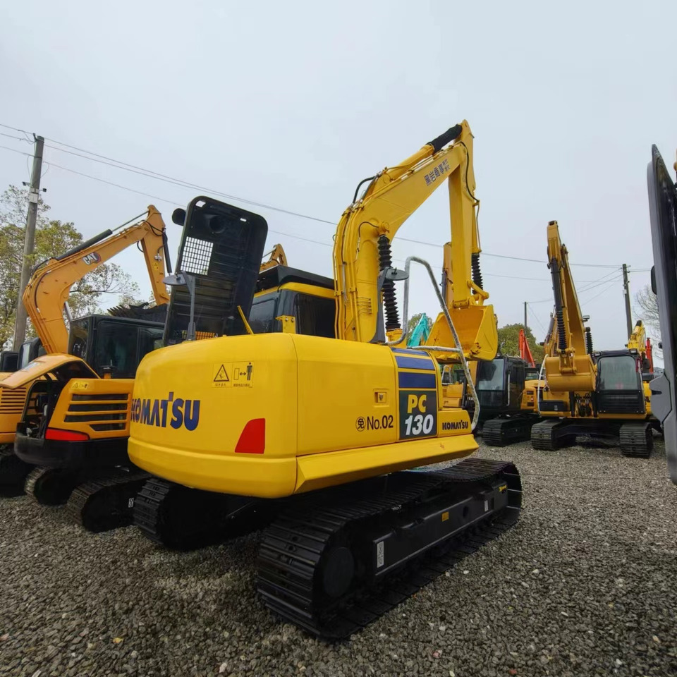 KOMATSU PC130-7 - Bager gusjeničar: slika KOMATSU PC130-7 - Bager gusjeničar KOMATSU PC130-7 - Bager gusjeničar: slika KOMATSU PC130-7 - Bager gusjeničar