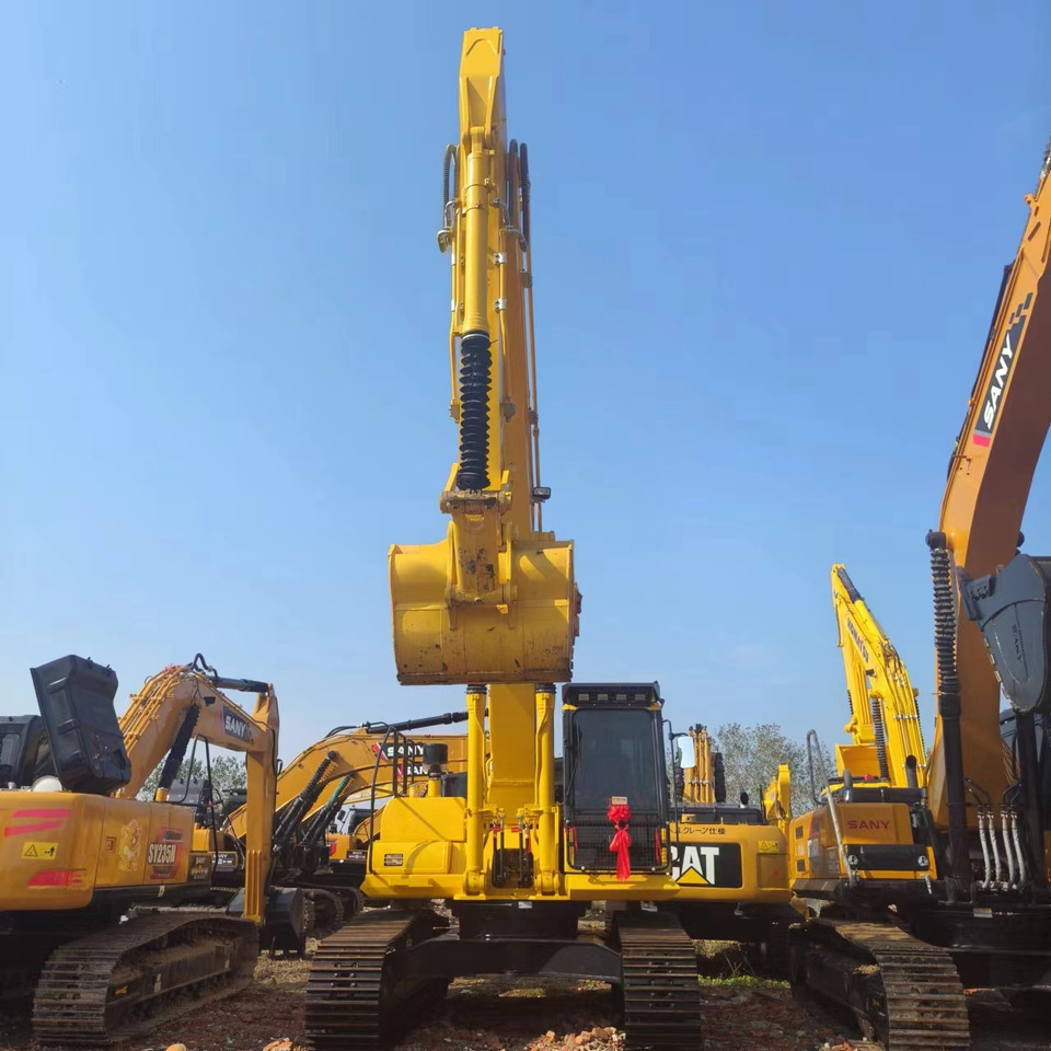 KOMATSU PC360 - Bager gusjeničar: slika KOMATSU PC360 - Bager gusjeničar KOMATSU PC360 - Bager gusjeničar: slika KOMATSU PC360 - Bager gusjeničar