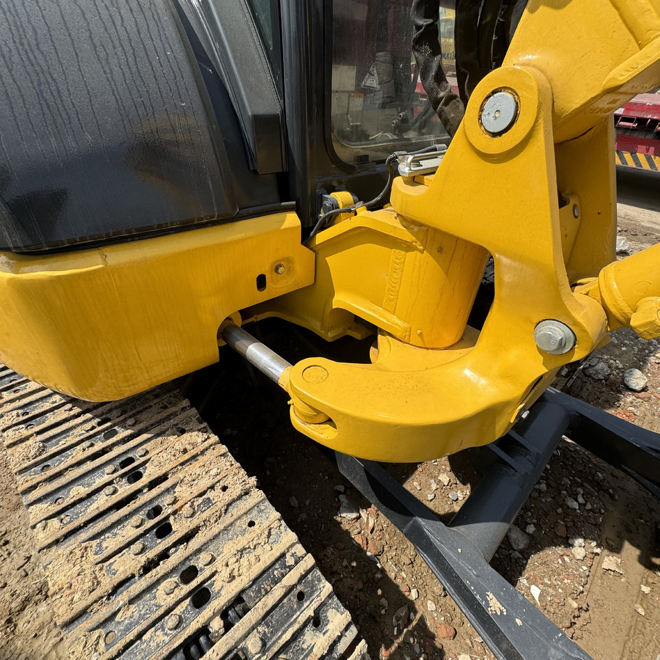 Mini bager KOMATSU PC40: slika Mini bager KOMATSU PC40