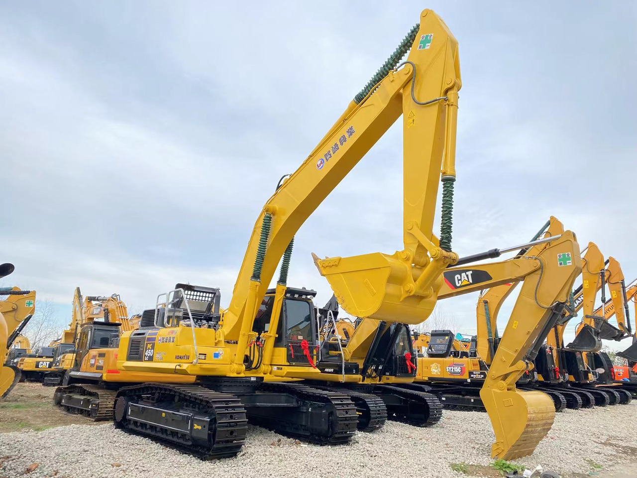 KOMATSU PC450 - Bager gusjeničar: slika KOMATSU PC450 - Bager gusjeničar KOMATSU PC450 - Bager gusjeničar: slika KOMATSU PC450 - Bager gusjeničar