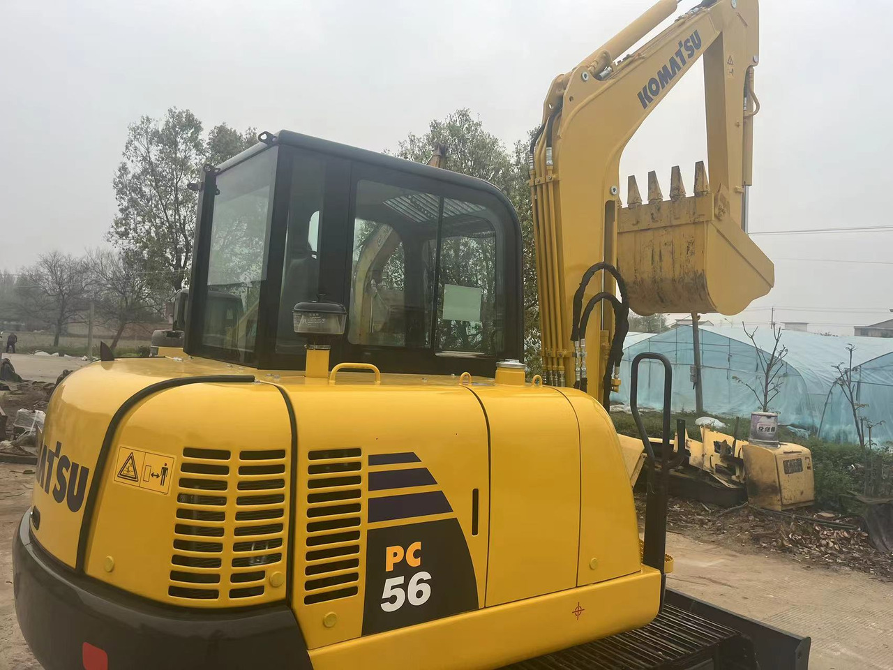 Bager gusjeničar KOMATSU PC56-7: slika Bager gusjeničar KOMATSU PC56-7