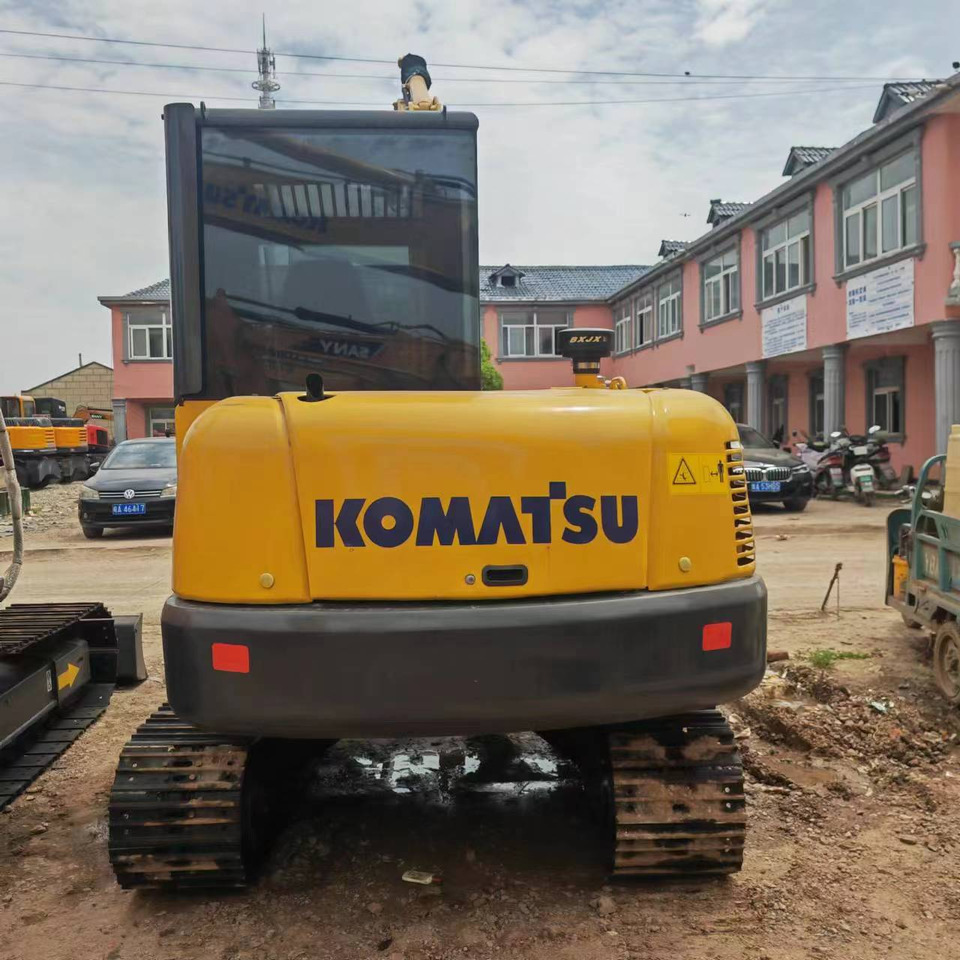 Bager gusjeničar KOMATSU PC56-7: slika Bager gusjeničar KOMATSU PC56-7
