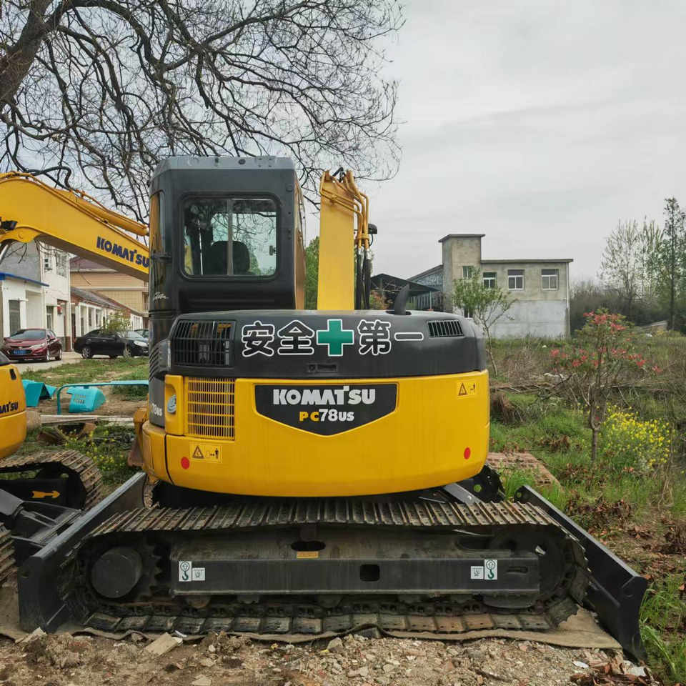 KOMATSU PC78US - Bager gusjeničar: slika KOMATSU PC78US - Bager gusjeničar KOMATSU PC78US - Bager gusjeničar: slika KOMATSU PC78US - Bager gusjeničar