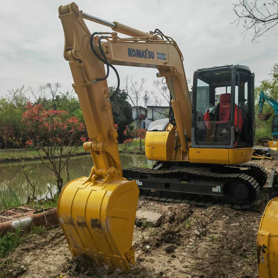 KOMATSU PC78US - Bager gusjeničar: slika KOMATSU PC78US - Bager gusjeničar KOMATSU PC78US - Bager gusjeničar: slika KOMATSU PC78US - Bager gusjeničar