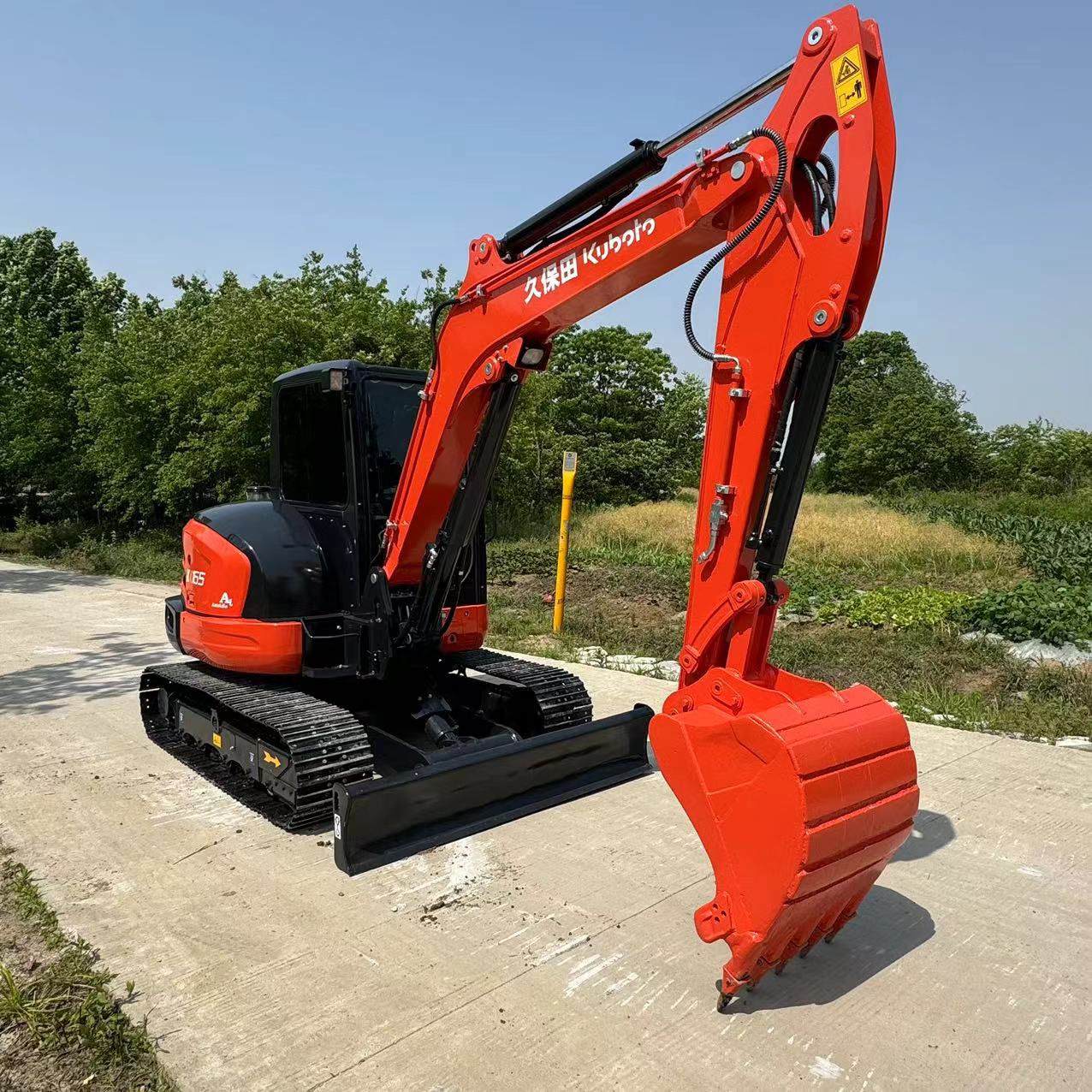 KUBOTA KX165 - Bager gusjeničar: slika KUBOTA KX165 - Bager gusjeničar KUBOTA KX165 - Bager gusjeničar: slika KUBOTA KX165 - Bager gusjeničar