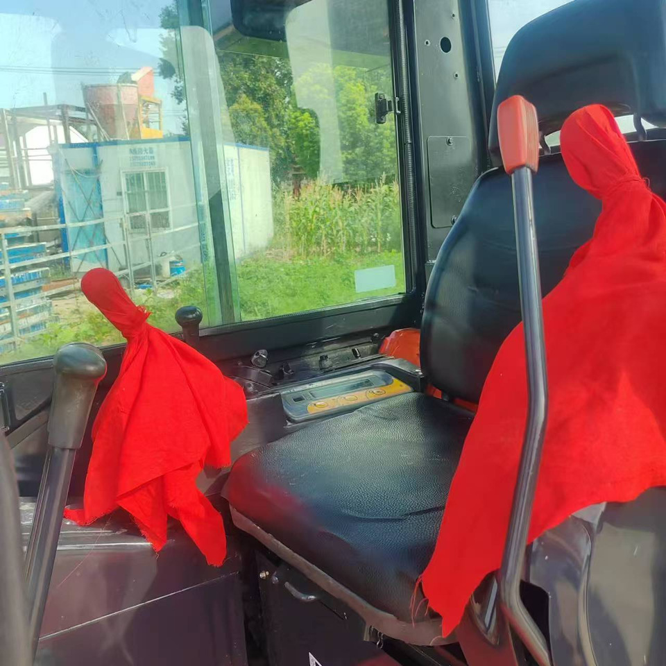 Mini bager KUBOTA U35: slika Mini bager KUBOTA U35 Mini bager KUBOTA U35: slika Mini bager KUBOTA U35