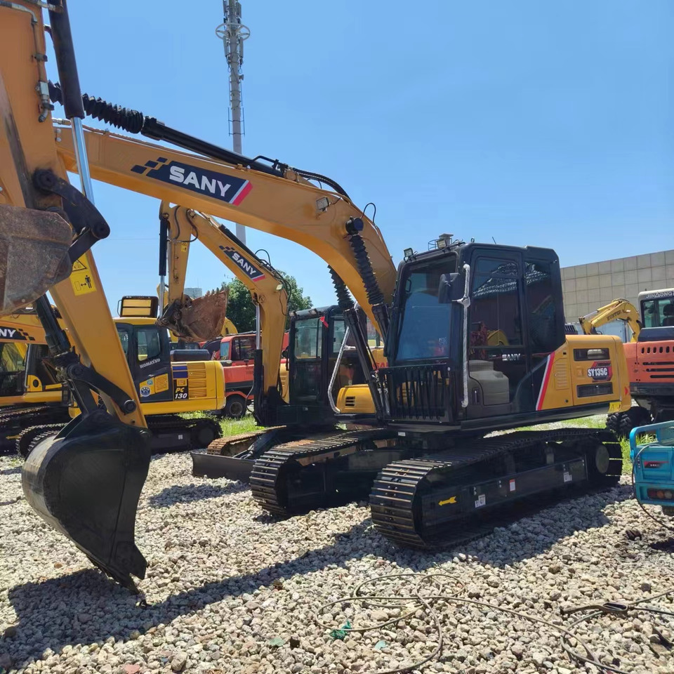 SANY SY135C - Bager gusjeničar: slika SANY SY135C - Bager gusjeničar SANY SY135C - Bager gusjeničar: slika SANY SY135C - Bager gusjeničar