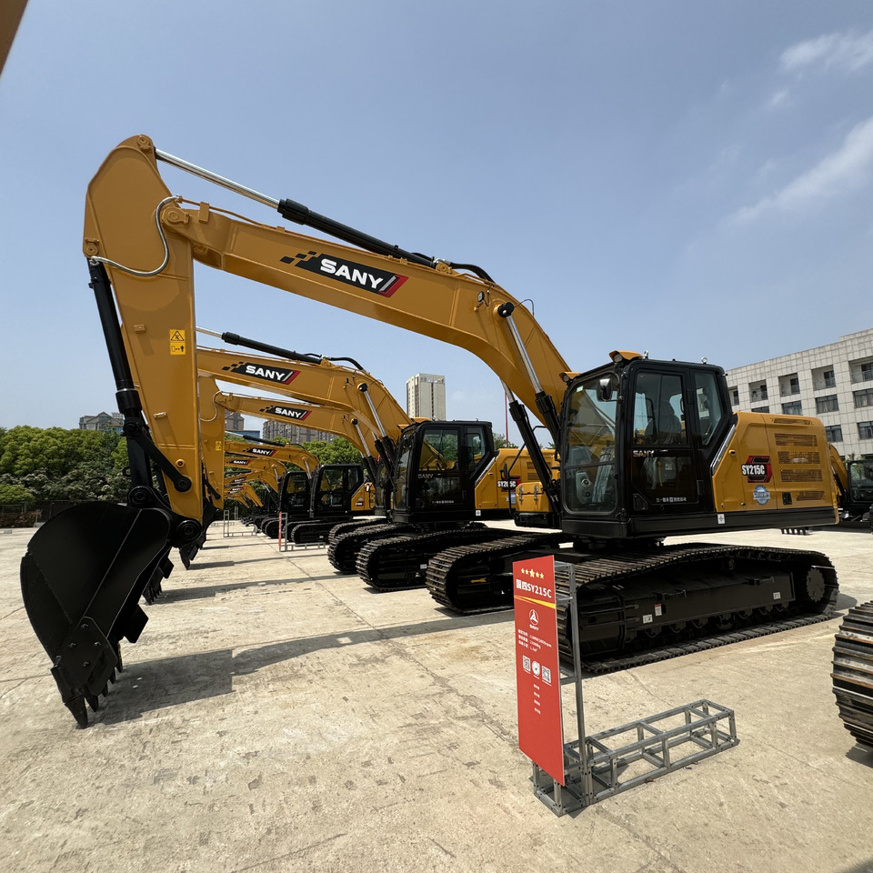 Bager gusjeničar SANY SY215C: slika Bager gusjeničar SANY SY215C Bager gusjeničar SANY SY215C: slika Bager gusjeničar SANY SY215C