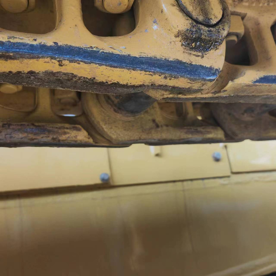 Buldožer SHANTUI SD16: slika Buldožer SHANTUI SD16 Buldožer SHANTUI SD16: slika Buldožer SHANTUI SD16