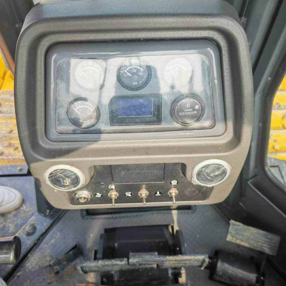 Buldožer SHANTUI SD16: slika Buldožer SHANTUI SD16 Buldožer SHANTUI SD16: slika Buldožer SHANTUI SD16