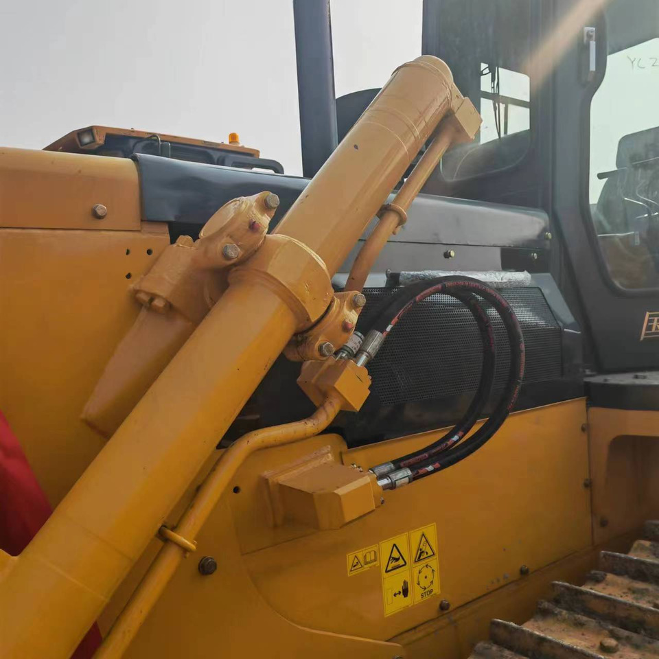 Buldožer SHANTUI SD16: slika Buldožer SHANTUI SD16 Buldožer SHANTUI SD16: slika Buldožer SHANTUI SD16