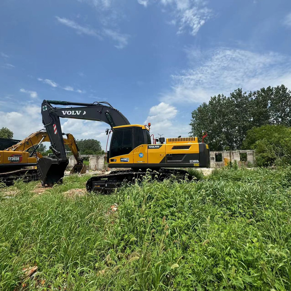 VOLVO EC300 - Bager gusjeničar: slika VOLVO EC300 - Bager gusjeničar VOLVO EC300 - Bager gusjeničar: slika VOLVO EC300 - Bager gusjeničar