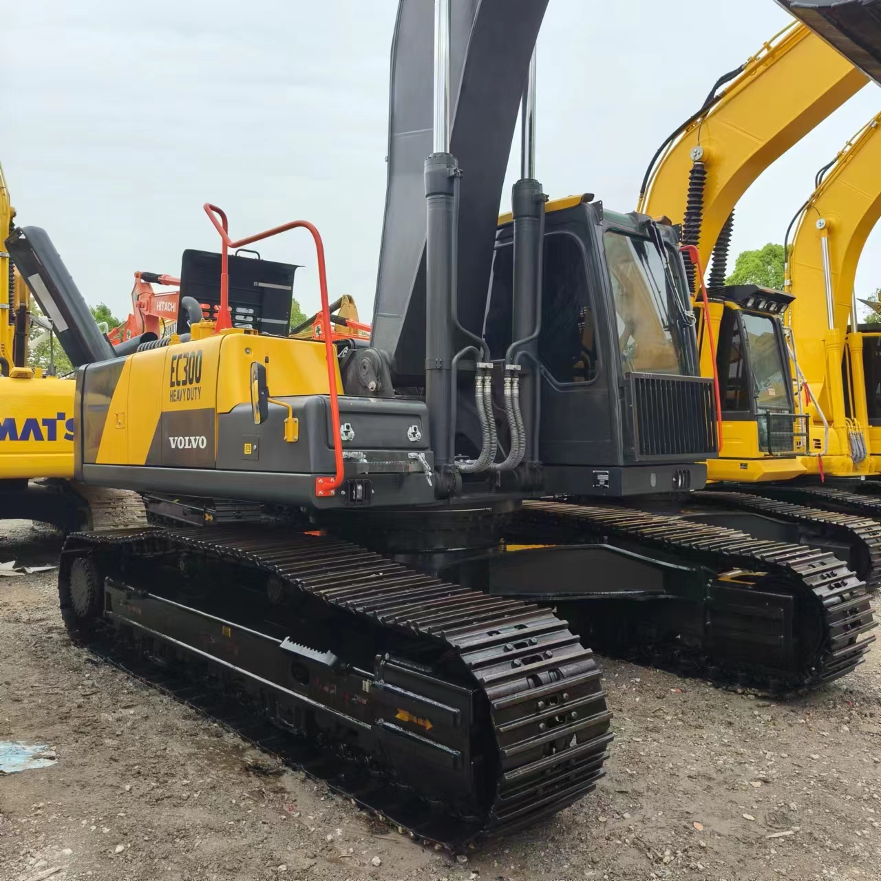 VOLVO EC300 - Bager gusjeničar: slika VOLVO EC300 - Bager gusjeničar VOLVO EC300 - Bager gusjeničar: slika VOLVO EC300 - Bager gusjeničar