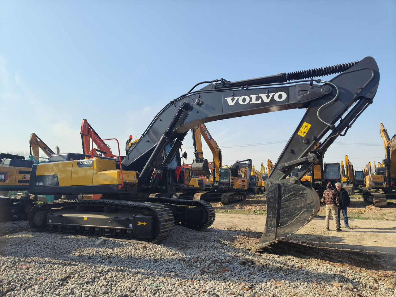 VOLVO EC360 - Bager gusjeničar: slika VOLVO EC360 - Bager gusjeničar VOLVO EC360 - Bager gusjeničar: slika VOLVO EC360 - Bager gusjeničar