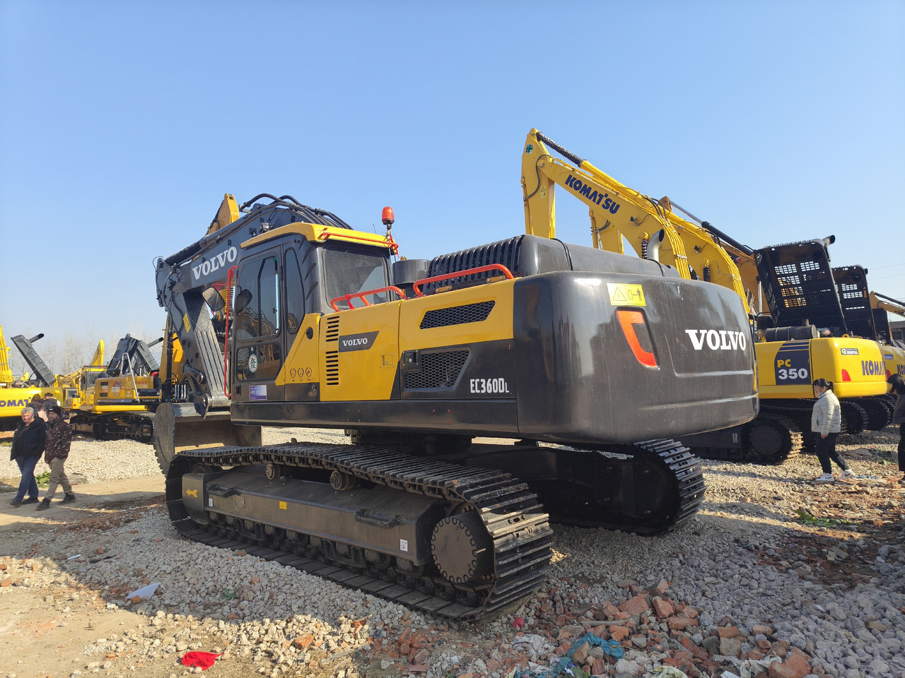 VOLVO EC360 - Bager gusjeničar: slika VOLVO EC360 - Bager gusjeničar VOLVO EC360 - Bager gusjeničar: slika VOLVO EC360 - Bager gusjeničar