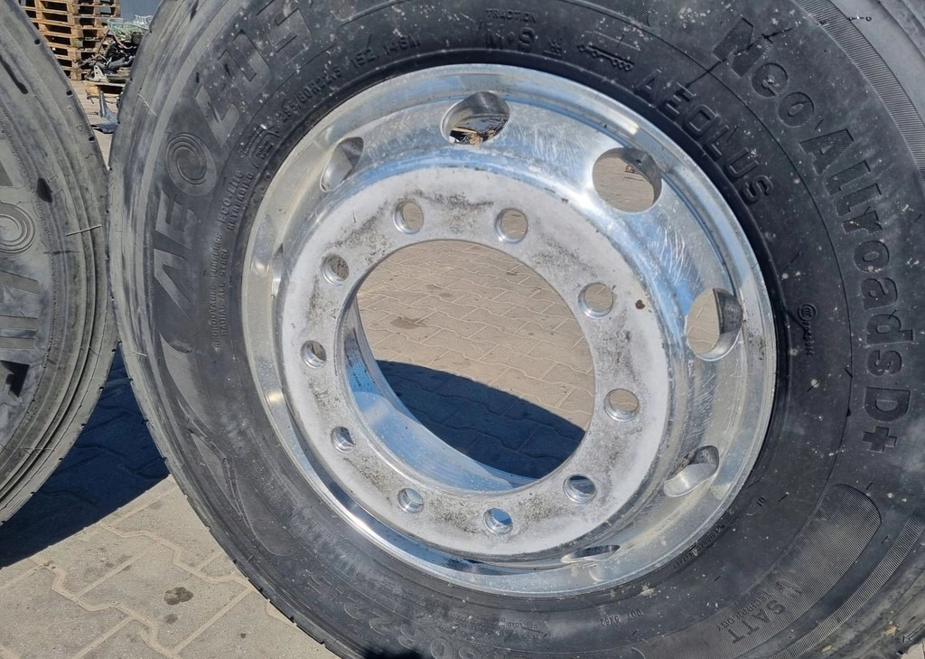 ALUMINIOWA ALCOA 22.5 X 9.00 -176 - Felga: slika ALUMINIOWA ALCOA 22.5 X 9.00 -176 - Felga ALUMINIOWA ALCOA 22.5 X 9.00 -176 - Felga: slika ALUMINIOWA ALCOA 22.5 X 9.00 -176 - Felga