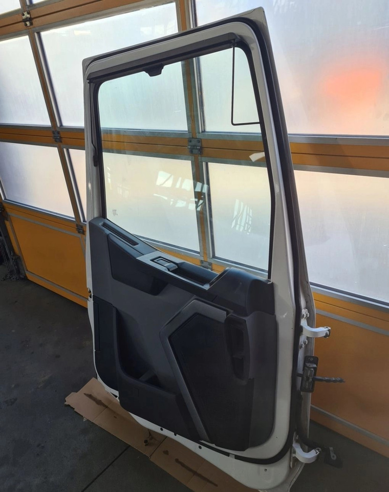 Vrata i dijelovi DRZWI KOMPLETNE LEWE RENAULT GAMA T K C RANGE ŚREDNIA KABINA: slika Vrata i dijelovi DRZWI KOMPLETNE LEWE RENAULT GAMA T K C RANGE ŚREDNIA KABINA Vrata i dijelovi DRZWI KOMPLETNE LEWE RENAULT GAMA T K C RANGE ŚREDNIA KABINA: slika Vrata i dijelovi DRZWI KOMPLETNE LEWE RENAULT GAMA T K C RANGE ŚREDNIA KABINA