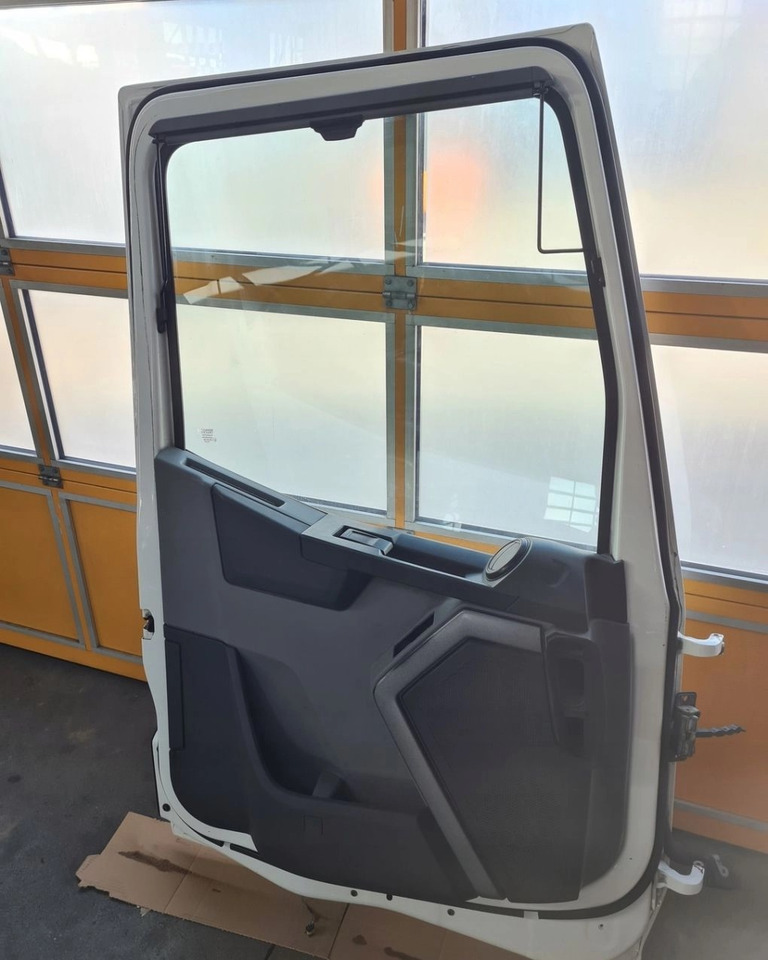 Vrata i dijelovi DRZWI KOMPLETNE LEWE RENAULT GAMA T K C RANGE ŚREDNIA KABINA: slika Vrata i dijelovi DRZWI KOMPLETNE LEWE RENAULT GAMA T K C RANGE ŚREDNIA KABINA Vrata i dijelovi DRZWI KOMPLETNE LEWE RENAULT GAMA T K C RANGE ŚREDNIA KABINA: slika Vrata i dijelovi DRZWI KOMPLETNE LEWE RENAULT GAMA T K C RANGE ŚREDNIA KABINA