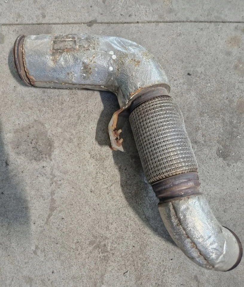 FORD FC46-5A212-AA - Ispušna cijev: slika FORD FC46-5A212-AA - Ispušna cijev FORD FC46-5A212-AA - Ispušna cijev: slika FORD FC46-5A212-AA - Ispušna cijev