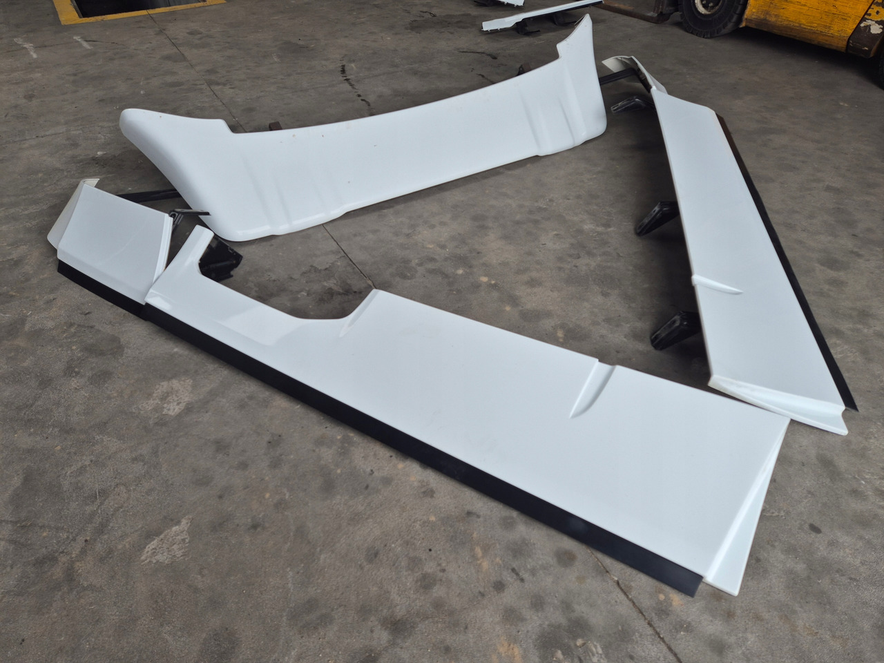 FORD SPOILERY OWIEWKI KABINY KOMPLET FORD F-MAX 500 CARGO - Aerodinamika/ Spojler za Kamion: slika FORD SPOILERY OWIEWKI KABINY KOMPLET FORD F-MAX 500 CARGO - Aerodinamika/ Spojler za Kamion FORD SPOILERY OWIEWKI KABINY KOMPLET FORD F-MAX 500 CARGO - Aerodinamika/ Spojler za Kamion: slika FORD SPOILERY OWIEWKI KABINY KOMPLET FORD F-MAX 500 CARGO - Aerodinamika/ Spojler za Kamion