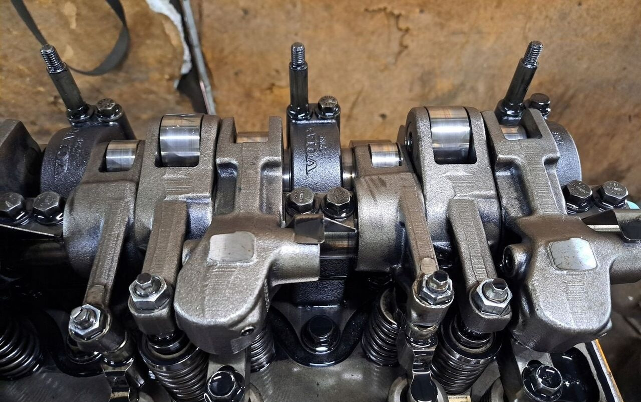 KLAWIATURA ZAWOROWA VOLVO FH 12 RENAULT MAGNUM DXI 12 8170158 - Motor i dijelovi za Kamion: slika KLAWIATURA ZAWOROWA VOLVO FH 12 RENAULT MAGNUM DXI 12 8170158 - Motor i dijelovi za Kamion KLAWIATURA ZAWOROWA VOLVO FH 12 RENAULT MAGNUM DXI 12 8170158 - Motor i dijelovi za Kamion: slika KLAWIATURA ZAWOROWA VOLVO FH 12 RENAULT MAGNUM DXI 12 8170158 - Motor i dijelovi za Kamion
