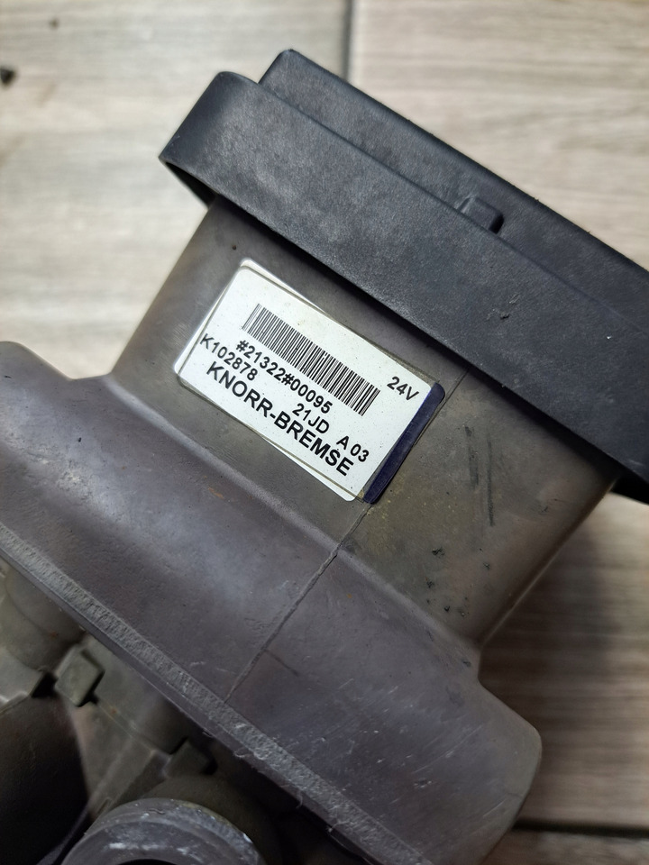 KNORR-BREMSE ZAWÓR PNEUMATYCZNY MODULATOR EBS PRZÓD FORD F-MAX CARGO EURO 6 - Kočioni ventil za Kamion: slika KNORR-BREMSE ZAWÓR PNEUMATYCZNY MODULATOR EBS PRZÓD FORD F-MAX CARGO EURO 6 - Kočioni ventil za Kamion KNORR-BREMSE ZAWÓR PNEUMATYCZNY MODULATOR EBS PRZÓD FORD F-MAX CARGO EURO 6 - Kočioni ventil za Kamion: slika KNORR-BREMSE ZAWÓR PNEUMATYCZNY MODULATOR EBS PRZÓD FORD F-MAX CARGO EURO 6 - Kočioni ventil za Kamion