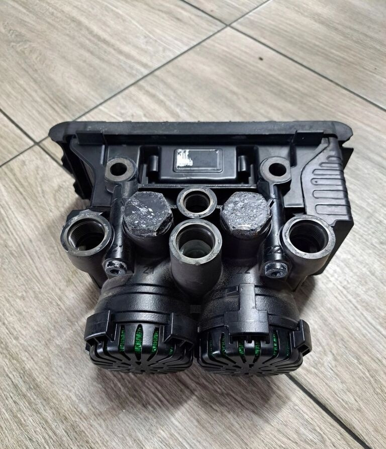 KNORR-BREMSE ZAWÓR PNEUMATYCZNY MODULATOR EBS TYLNY TYŁ FORD F-MAX CARGO EURO 6 - Kočioni ventil za Kamion: slika KNORR-BREMSE ZAWÓR PNEUMATYCZNY MODULATOR EBS TYLNY TYŁ FORD F-MAX CARGO EURO 6 - Kočioni ventil za Kamion KNORR-BREMSE ZAWÓR PNEUMATYCZNY MODULATOR EBS TYLNY TYŁ FORD F-MAX CARGO EURO 6 - Kočioni ventil za Kamion: slika KNORR-BREMSE ZAWÓR PNEUMATYCZNY MODULATOR EBS TYLNY TYŁ FORD F-MAX CARGO EURO 6 - Kočioni ventil za Kamion