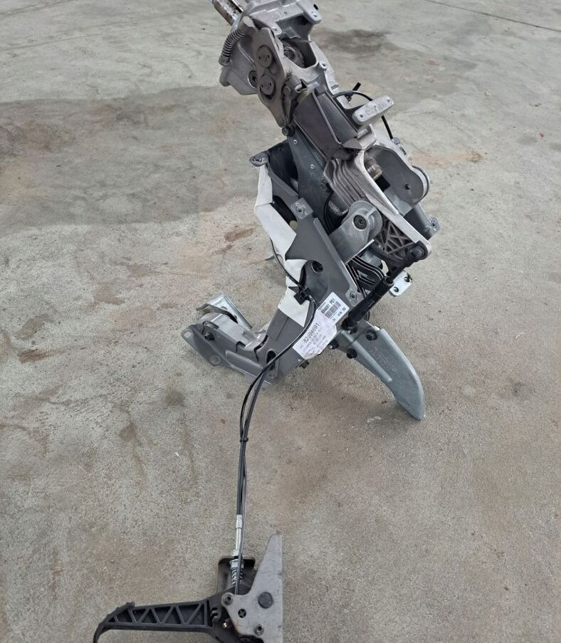 MECHANIZM REGULACJI KIEROWNICY VOLVO FH 4 EURO 6 - Ovjes za Kamion: slika MECHANIZM REGULACJI KIEROWNICY VOLVO FH 4 EURO 6 - Ovjes za Kamion MECHANIZM REGULACJI KIEROWNICY VOLVO FH 4 EURO 6 - Ovjes za Kamion: slika MECHANIZM REGULACJI KIEROWNICY VOLVO FH 4 EURO 6 - Ovjes za Kamion