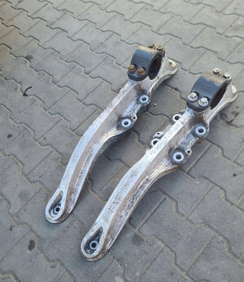 MOCOWANIE PRAWE LUB LEWE PODUSZEK ŁAPA KOŁYSKA DELFIN VOLVO FH 4 FH 5 22327290 - Ovjes: slika MOCOWANIE PRAWE LUB LEWE PODUSZEK ŁAPA KOŁYSKA DELFIN VOLVO FH 4 FH 5 22327290 - Ovjes MOCOWANIE PRAWE LUB LEWE PODUSZEK ŁAPA KOŁYSKA DELFIN VOLVO FH 4 FH 5 22327290 - Ovjes: slika MOCOWANIE PRAWE LUB LEWE PODUSZEK ŁAPA KOŁYSKA DELFIN VOLVO FH 4 FH 5 22327290 - Ovjes