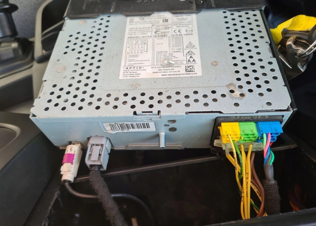 ORYGINALNE RADIO MP3 BLUETOOTH CD AUX USB 12V VOLVO FE FL EURO 6 - Kabina i unutrašnjost: slika ORYGINALNE RADIO MP3 BLUETOOTH CD AUX USB 12V VOLVO FE FL EURO 6 - Kabina i unutrašnjost ORYGINALNE RADIO MP3 BLUETOOTH CD AUX USB 12V VOLVO FE FL EURO 6 - Kabina i unutrašnjost: slika ORYGINALNE RADIO MP3 BLUETOOTH CD AUX USB 12V VOLVO FE FL EURO 6 - Kabina i unutrašnjost