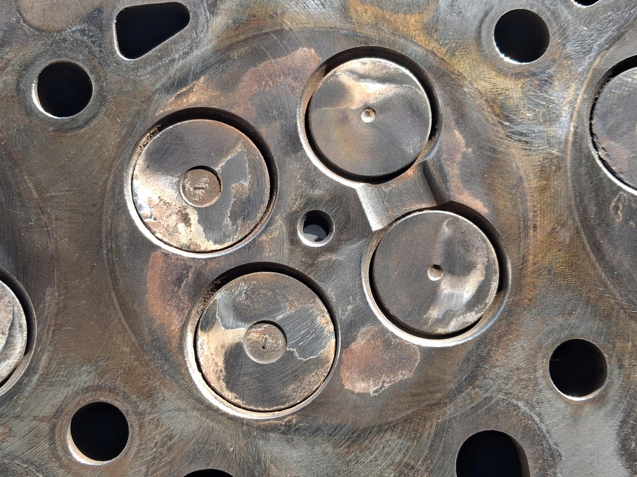 RENAULT Z WAŁKIEM ROZRZĄDU RENAULT GAMA D DTI 5 VOLVO FL D5K EURO 6 - Glava cilindra: slika RENAULT Z WAŁKIEM ROZRZĄDU RENAULT GAMA D DTI 5 VOLVO FL D5K EURO 6 - Glava cilindra RENAULT Z WAŁKIEM ROZRZĄDU RENAULT GAMA D DTI 5 VOLVO FL D5K EURO 6 - Glava cilindra: slika RENAULT Z WAŁKIEM ROZRZĄDU RENAULT GAMA D DTI 5 VOLVO FL D5K EURO 6 - Glava cilindra